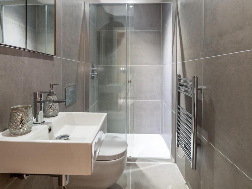Central Tower Bridge Apartment Londyn Zewnętrze zdjęcie